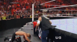 ambroserollinsaattack03