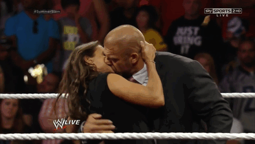 stephtriplehkissing