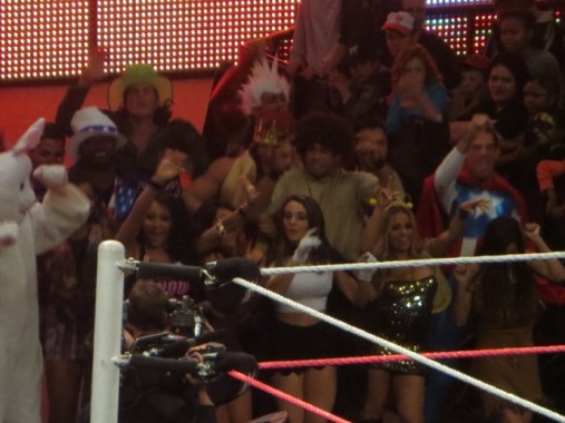 3MB_WWERAW_20141006_0058