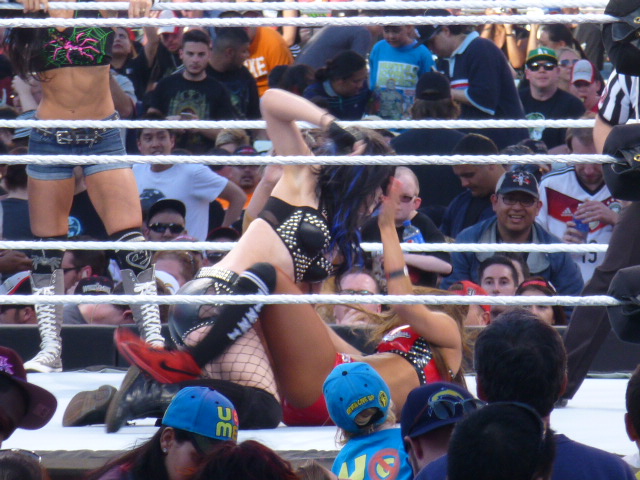 3MB_WWEWM31_20150329_0153